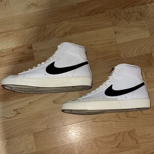 Nike Men's White and Black High-Top Sneakers